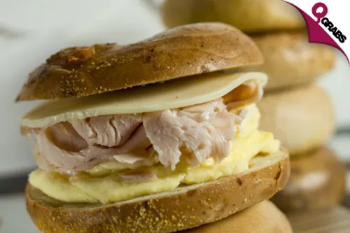 For QR25 Enjoy Your Choice of Fresh Homemade Bagels, Sandwiches & Drinks! (QR50 Value)